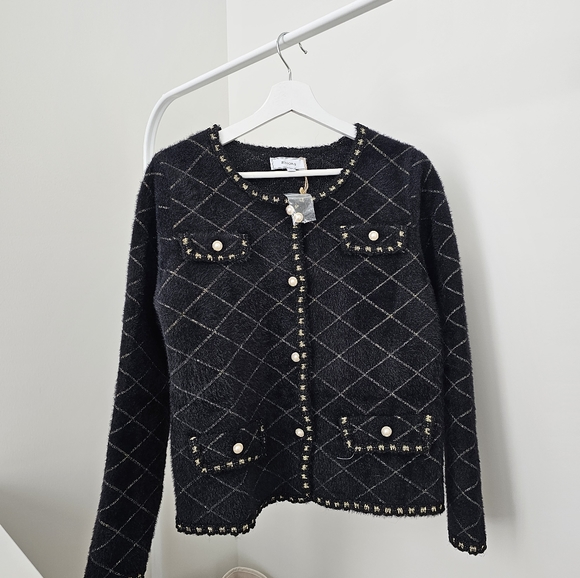 The Argyle Cardigan And Mini Skirt Set - Picture 5 of 9